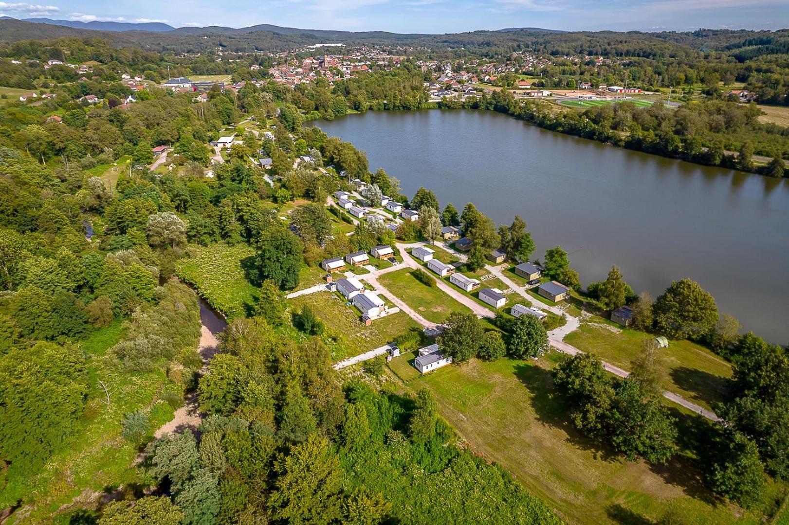 Camping Les Ballastieres - Vosges Du Sud 查姆帕尼 外观 照片