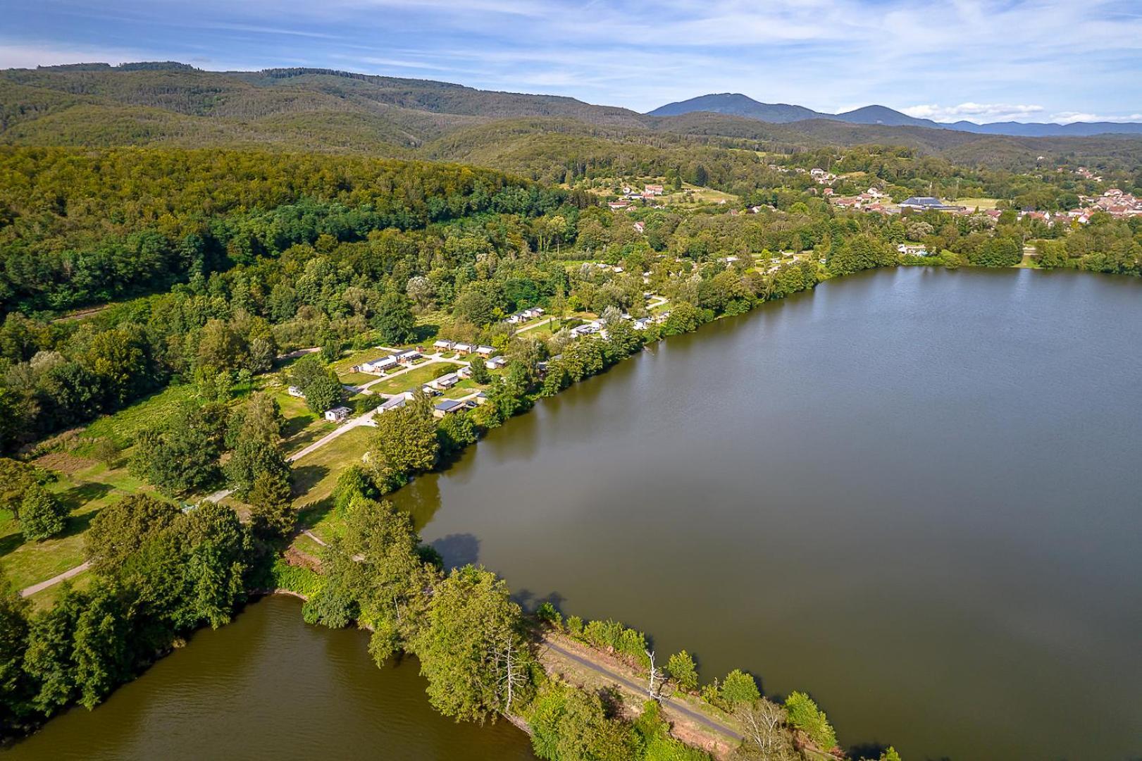 Camping Les Ballastieres - Vosges Du Sud 查姆帕尼 外观 照片