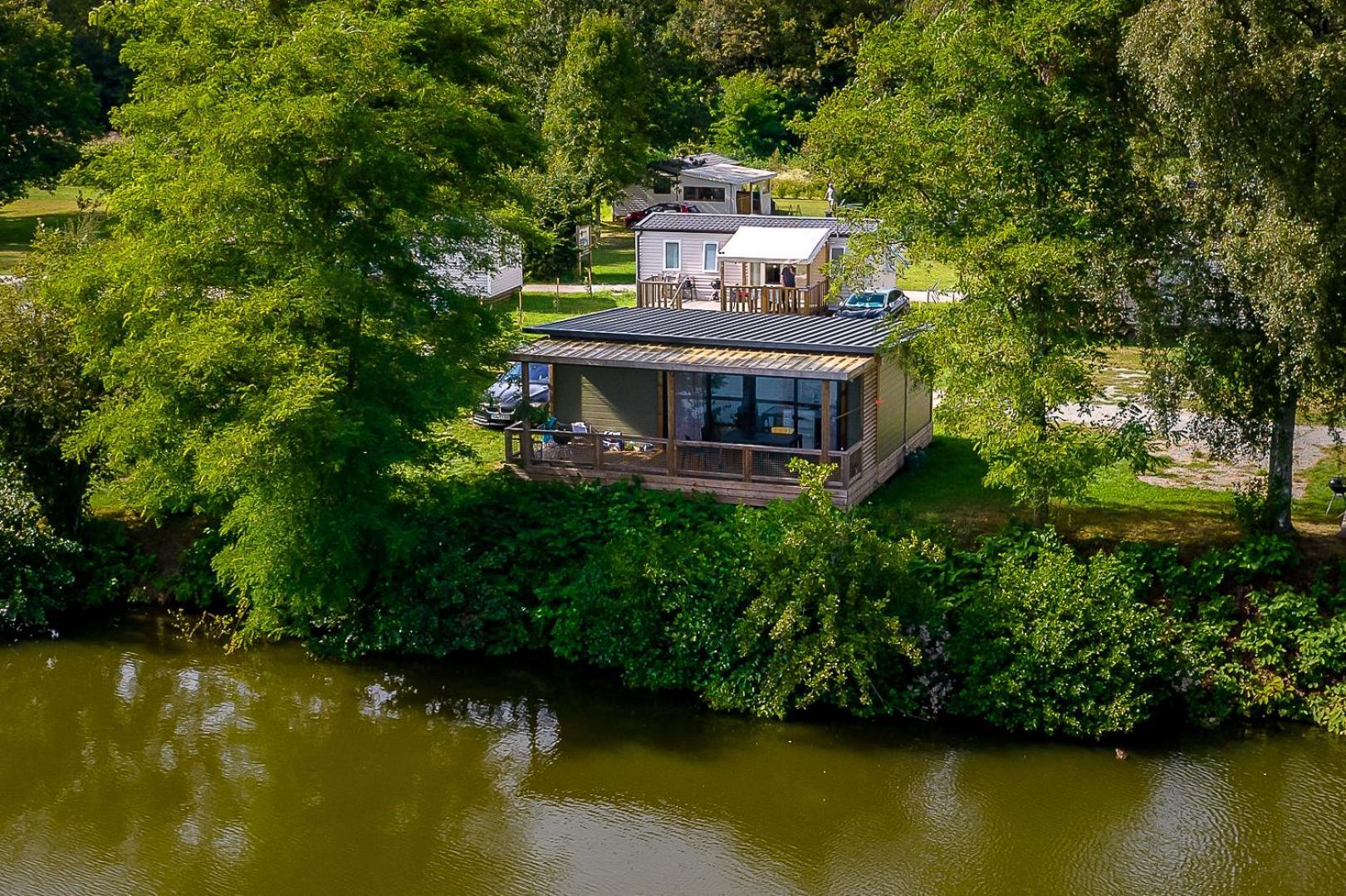 Camping Les Ballastieres - Vosges Du Sud 查姆帕尼 外观 照片
