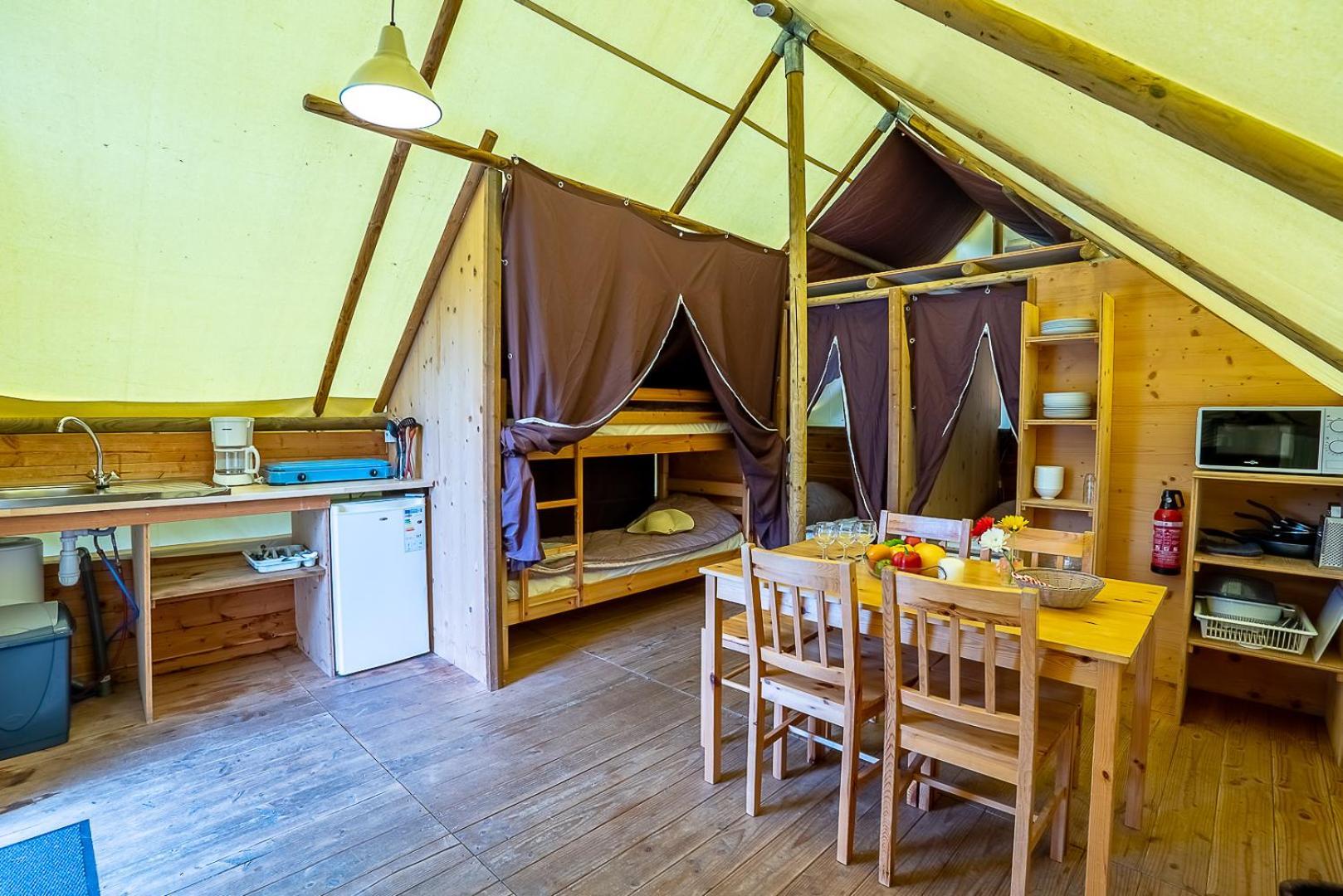 Camping Les Ballastieres - Vosges Du Sud 查姆帕尼 外观 照片