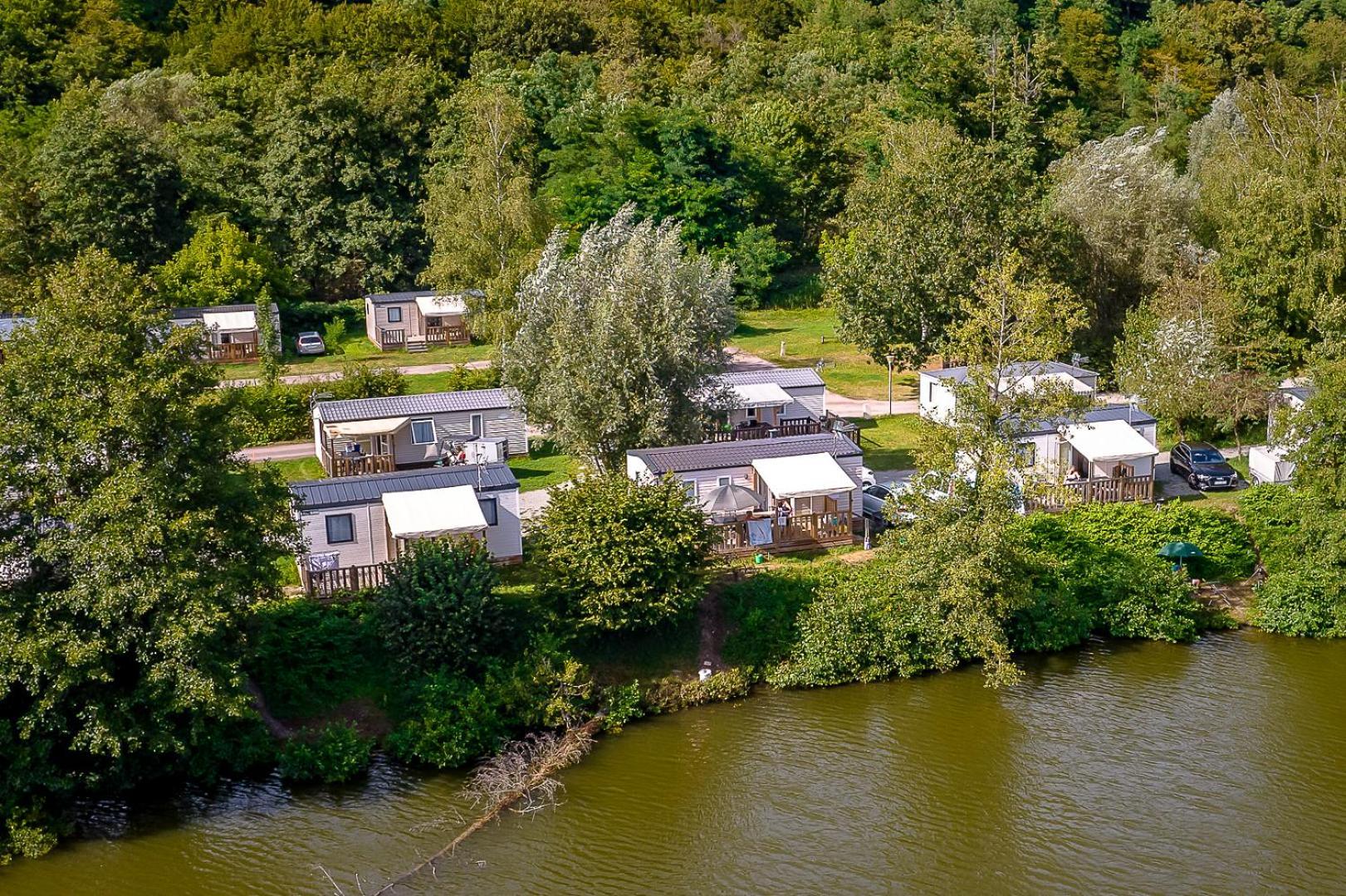 Camping Les Ballastieres - Vosges Du Sud 查姆帕尼 外观 照片